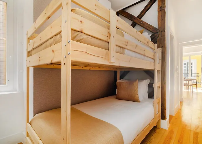 Lägenhet Whome Hideaway In Lively Rua Da Rosa Lisboa
