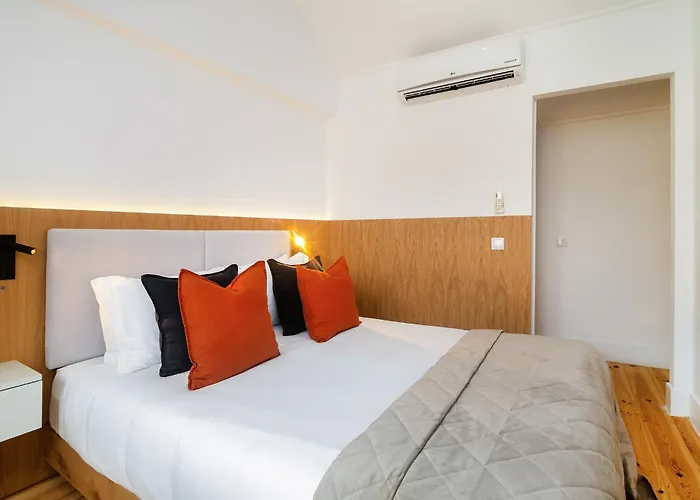Appartement Whome Hideaway In Lively Rua Da Rosa Lissabon
